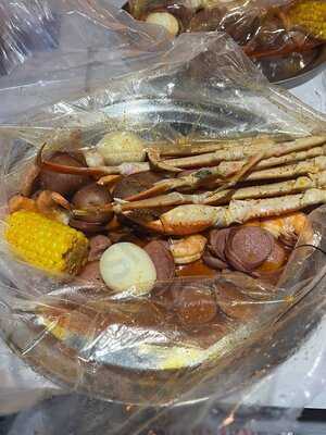 Red Crab Juicy Seafood