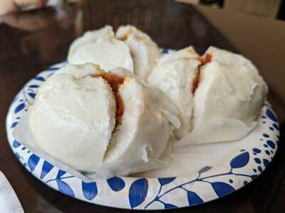 Ruyi Hand Pulled Noodle