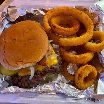 Celebrity Dining, Llc