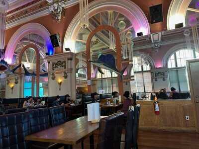 Crafty Crab Inner Harbor