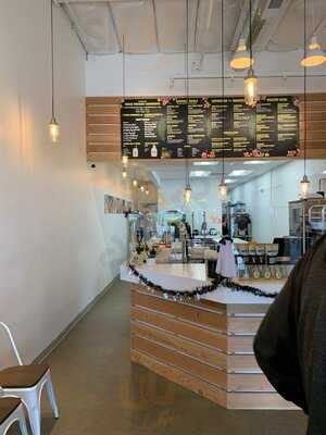 Wow Wow Lemonade Mae Anne