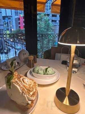 The Bellevue Chicago