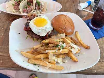 Alligator Reef Bar And Grill Restaurant