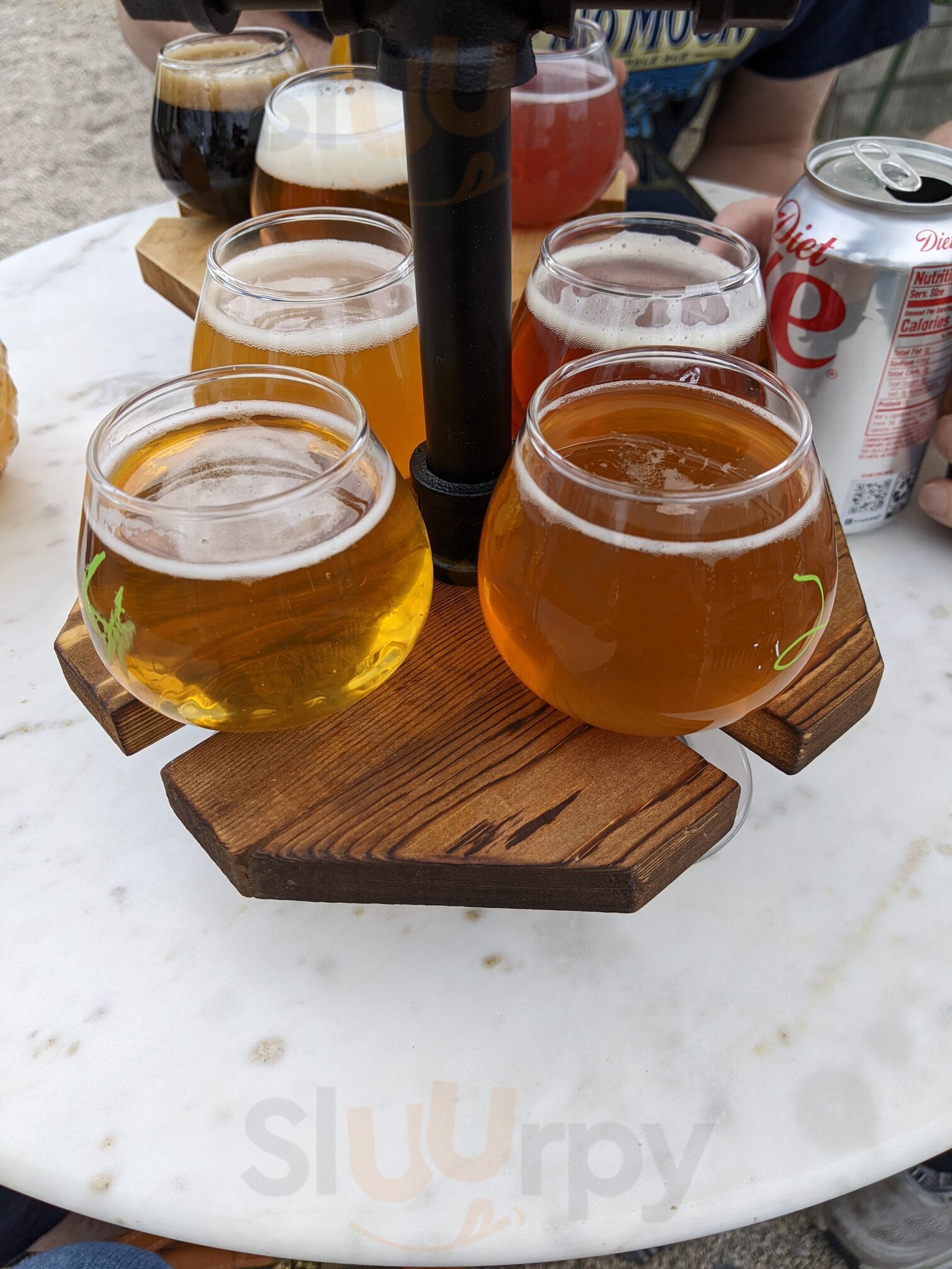 Hillgarten Beer & Wine Garden