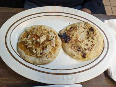 Pupusas La Salvadorena
