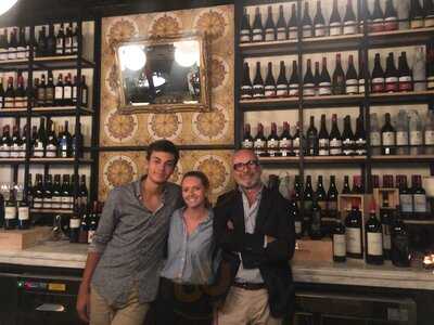 Sospiro Natural Wine Bar