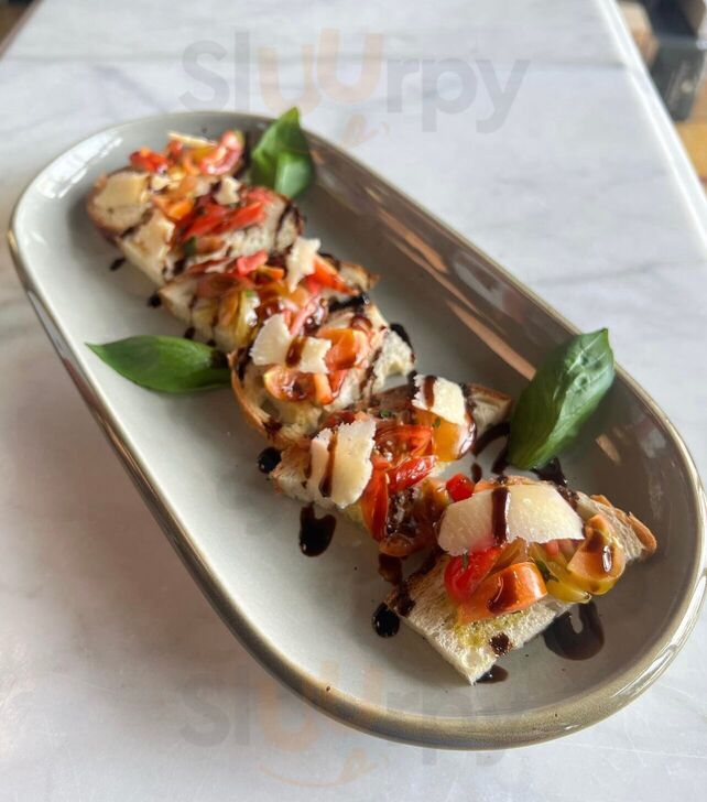 Sospiro Natural Wine Bar