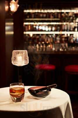 The Cigar And Whiskey Bar