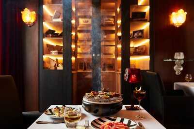 The Cigar And Whiskey Bar