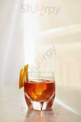 The Cigar And Whiskey Bar