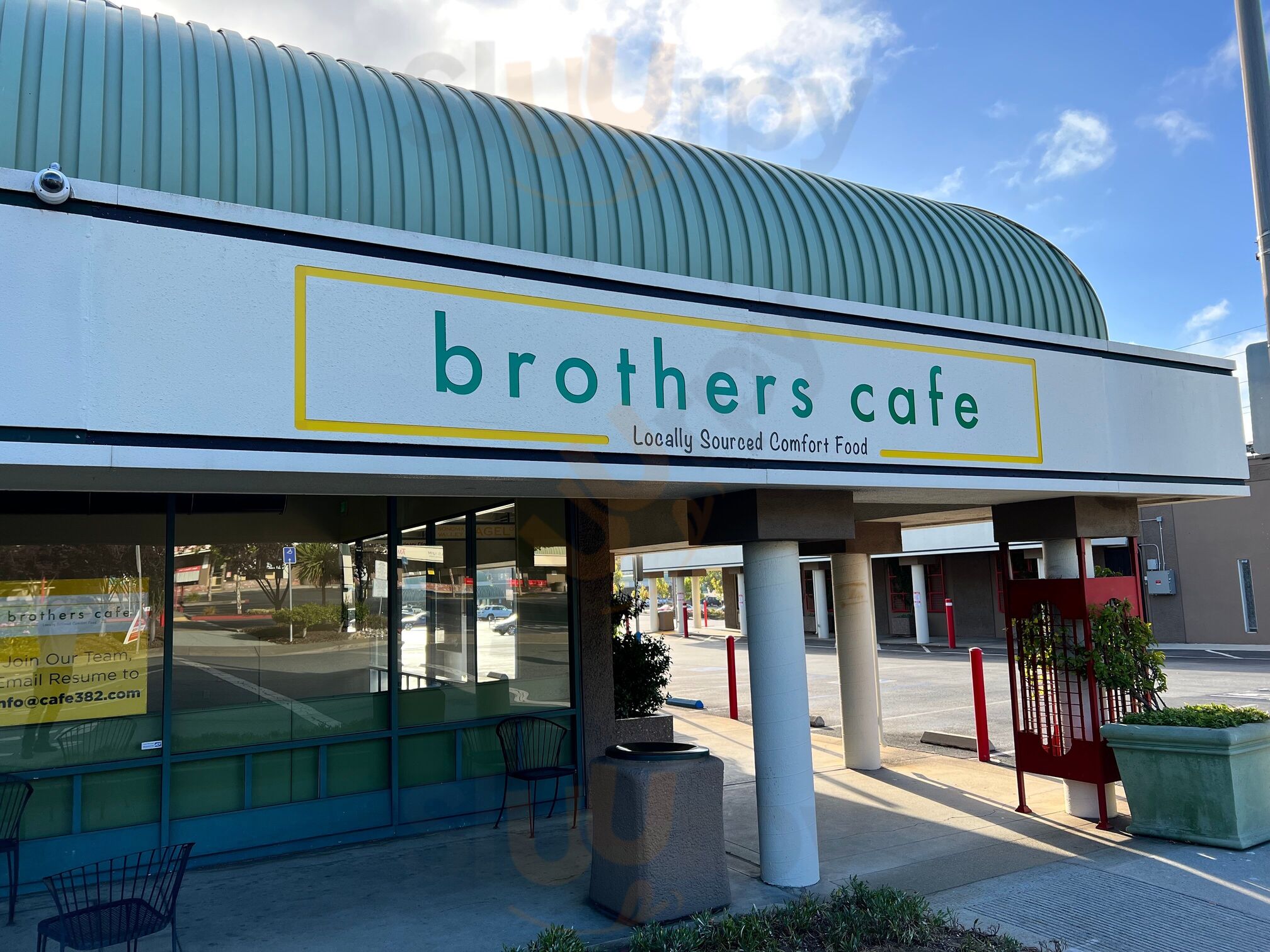 Brother's Cafe