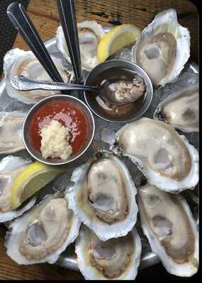 Luc’s Seafood And Grill