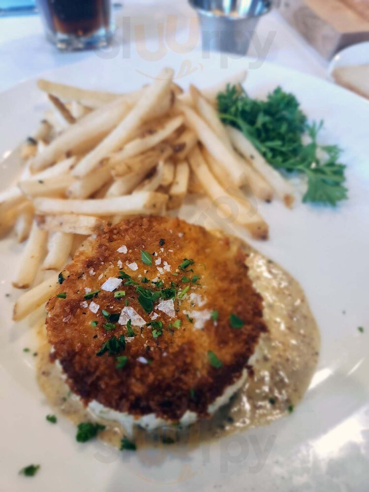 Boulevard American Bistro