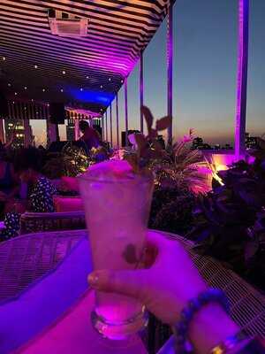 Darling Rooftopbar
