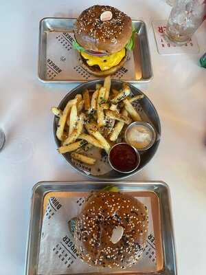 Gordon Ramsay Burger