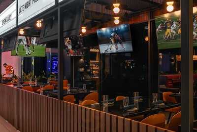 Flanker Kitchen + Sports Bar