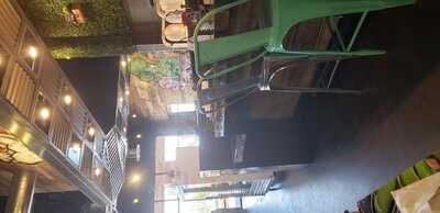 The Blvd Breakfast And Lunch Kitchen