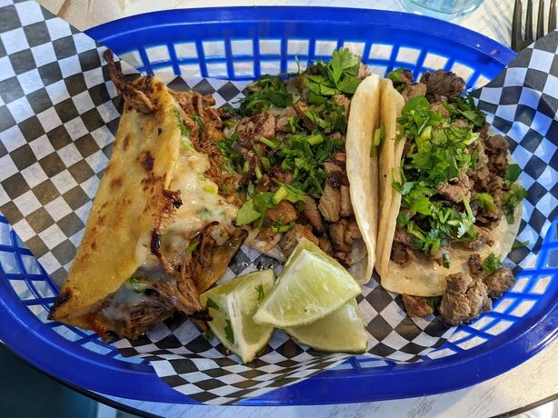 Paco's Tacos And Sip