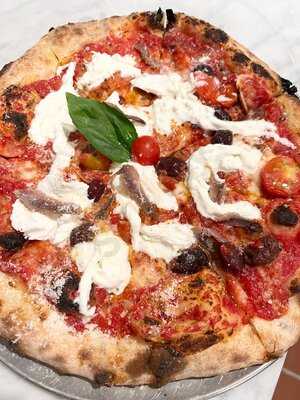 Verino's Pizzeria And Grill