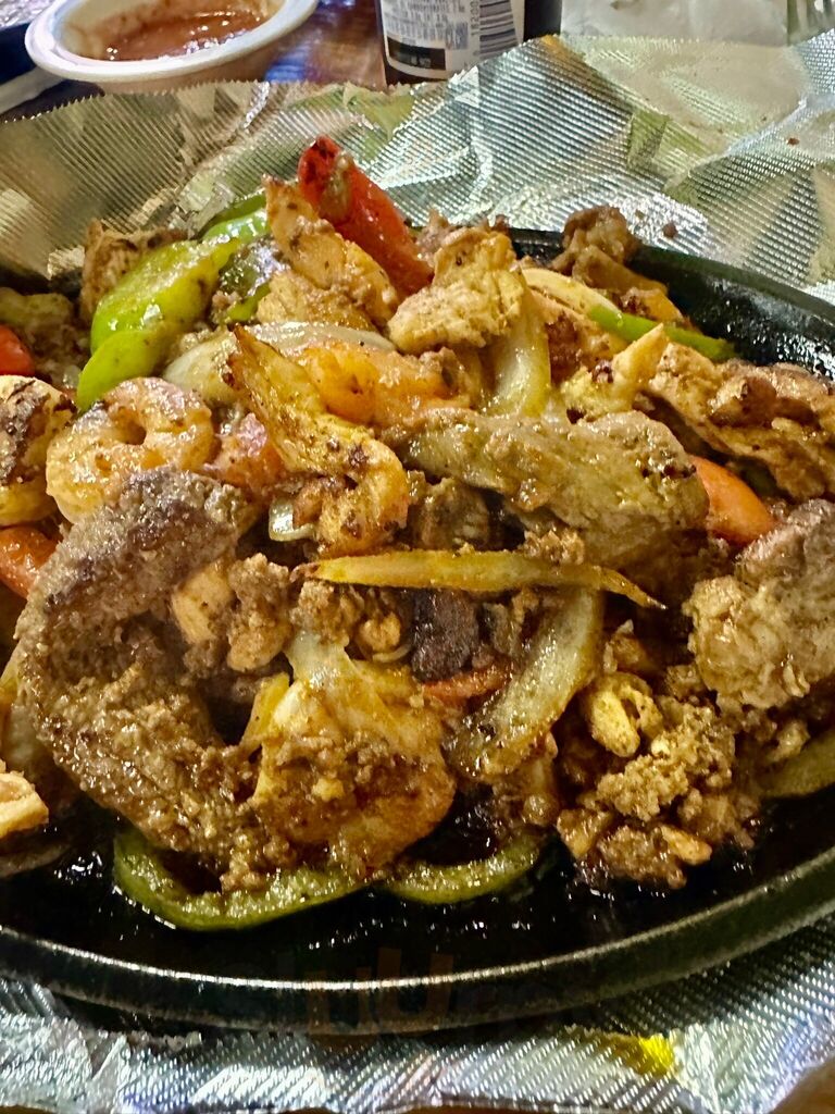 Queso Salsa Mexican Restaurant