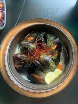 B.o.t (bar Of Thailand)