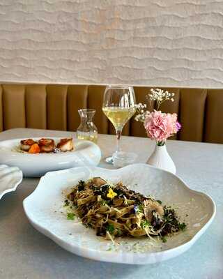 Five Corners Ristorante