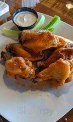 4 Dogs Brewing Co. & Pub