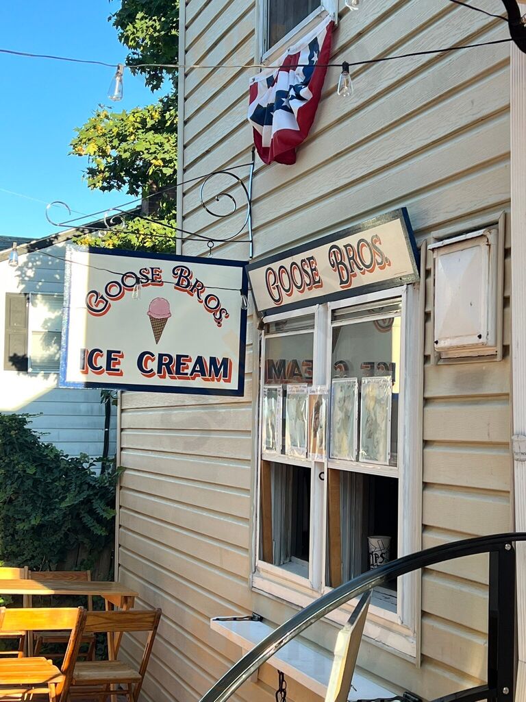 Goose Bros Gettysburg Ice Cream Parlor