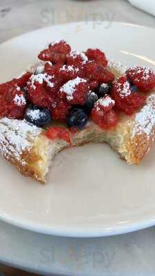 Chez Marie Cafe Patisserie