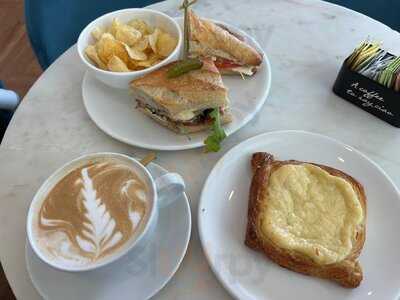 Chez Marie Cafe Patisserie