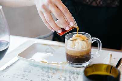 Sixty Vines - Charlotte