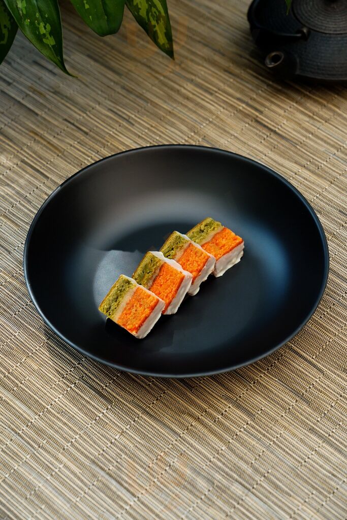 Leo Cafe At Asia Society Museum