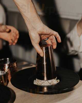 The Ruby - Bar & Lounge