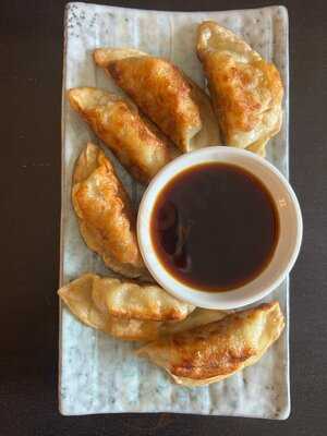 Sushiya Asian Fusion