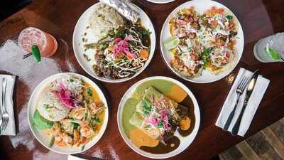 Tavo's Antojitos Y Tequila