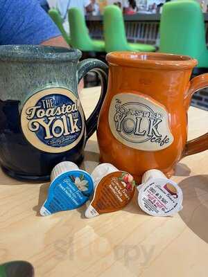 The Toasted Yolk Cafe