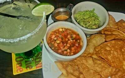 Flores Restaurant And Bar