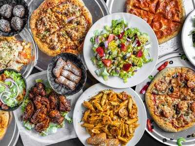 2 Dough Girlz Pizzeria