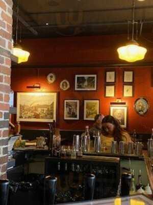 Henry's Public House