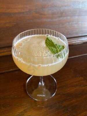 Henry's Public House