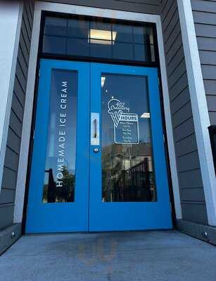 402 Creamery At Village Gardens