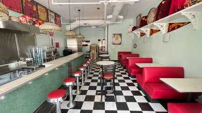 Griddles Malt Shoppe