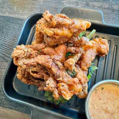 Sakana Sushi & Kitchen