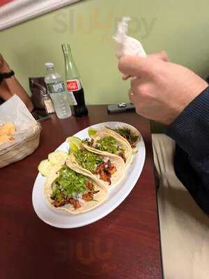 Los Cazahuetes Restaurant