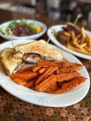 Post - American Eatery