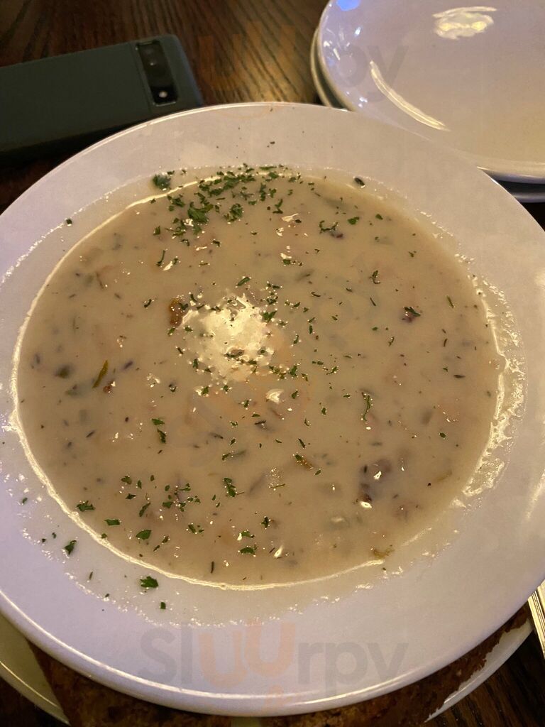 The Castle Irish Pub And Restaurant