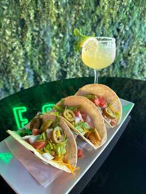 Esco Marietta Restaurant And Tapas