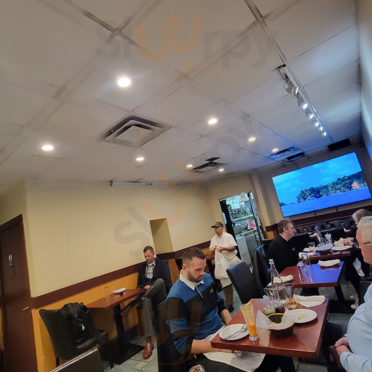 Himalayan Curry House Restaurant And Bar