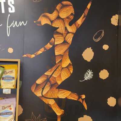 Nuts Factory -astoria