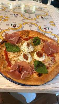 It Italian Trattoria